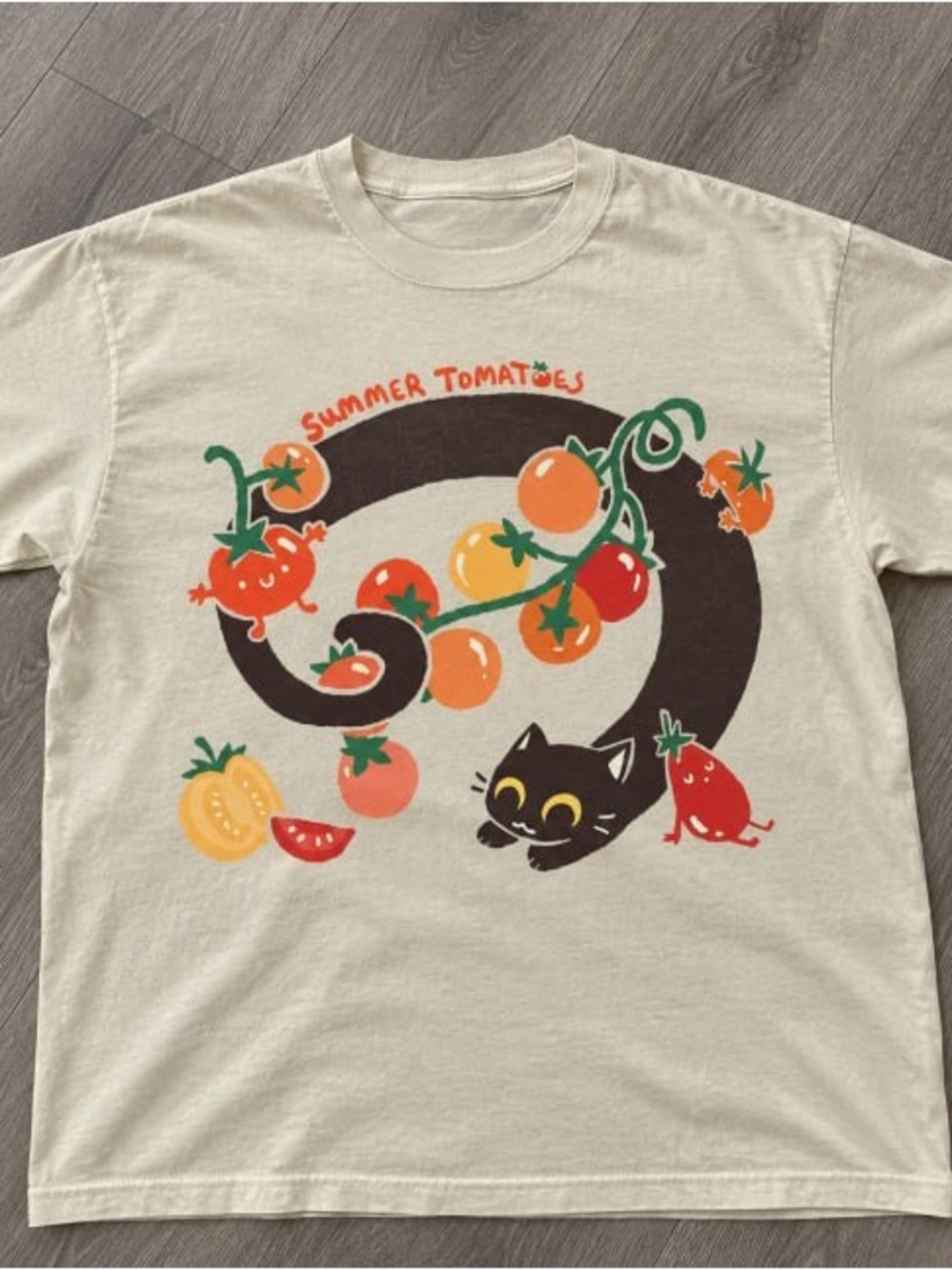 Black Cat & Colorful Tomato Gildan Cream Tee
